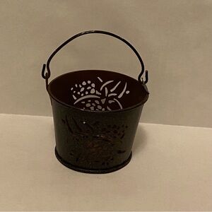 Papel Giftware Winter Forest Brown Metal Tealight Candle Holder with Handle